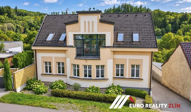 Pronájem kanceláře 477 m², Vršava I, Zlín