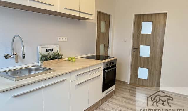 Pronájem bytu 2+1 56 m², Zdeňka Buriana, Kopřivnice, okres Nový Jičín