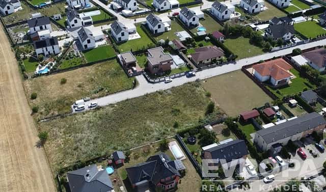 Prodej stavebního pozemku 791 m², Veleň, okres Praha-východ