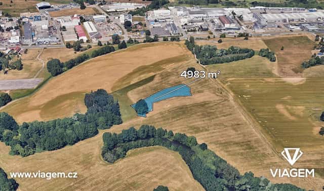 Prodej pole 622 m², Hradec Králové