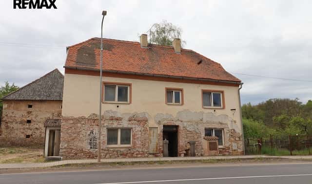 Prodej domu 550 m² s pozemkem 786 m², Podbořanská, Lubenec, okres Louny