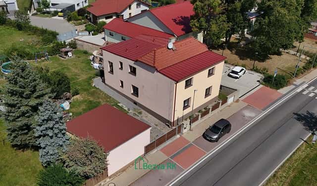 Prodej domu 250 m² s pozemkem 843 m², Tyršova, Nučice, okres Praha-západ