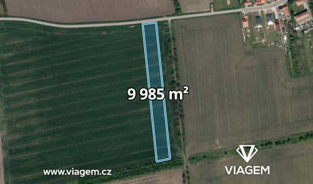 Prodej pole 3 744 m², Suchá Loz, okres Uherské Hradiště