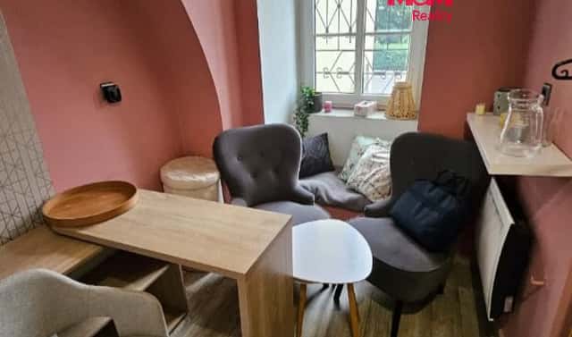 Pronájem obchodních prostor 12 m², sady 5. května, Plzeň – Vnitřní Město, okres Plzeň-město