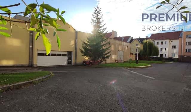 Pronájem garážového stání 25 m2, Žatec, Třebízského, Žatec, okres Louny