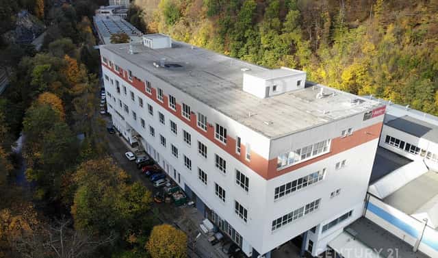 Pronájem výrobních prostor 1 920 m², Adamov, okres Blansko