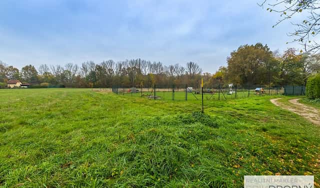 Prodej zahrady 518 m², Rosice, okres Chrudim