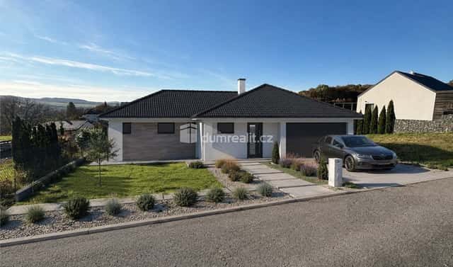 Prodej domu 191 m² s pozemkem 1 014 m², Zádveřice-Raková – Zádveřice, okres Zlín