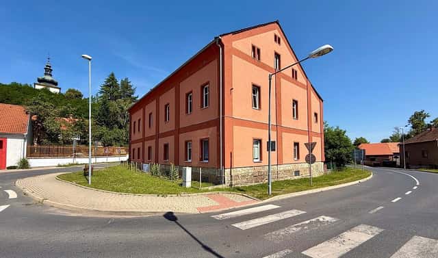 Prodej komerčního objektu (jiného typu) 373 m², Hřivice, okres Louny