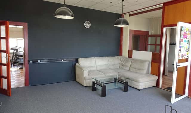 Pronájem obchodních prostor 205 m², Štrossova, Pardubice – Bílé Předměstí