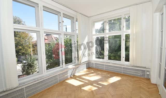Pronájem kanceláře 136 m², Na Šťáhlavce, Praha 6 – Dejvice