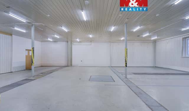 Pronájem obchodních prostor 360 m², Blatenská, Plzeň – Lobzy, okres Plzeň-město