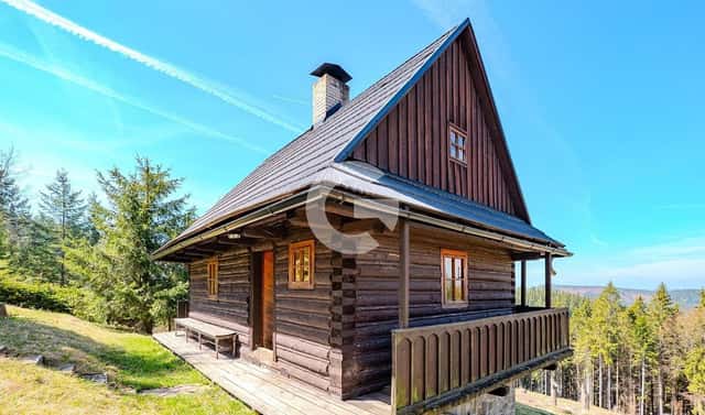Prodej chaty/chalupy 83 m² s pozemkem 192 m², Velké Karlovice, okres Vsetín