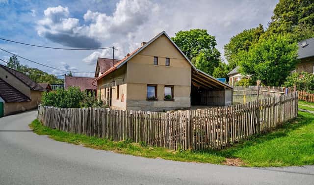 Prodej domu 82 m² s pozemkem 342 m², Divišov – Křešice, okres Benešov
