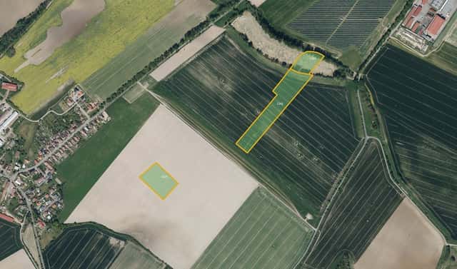 Prodej pole 25 654 m², Úhřetická Lhota, okres Pardubice