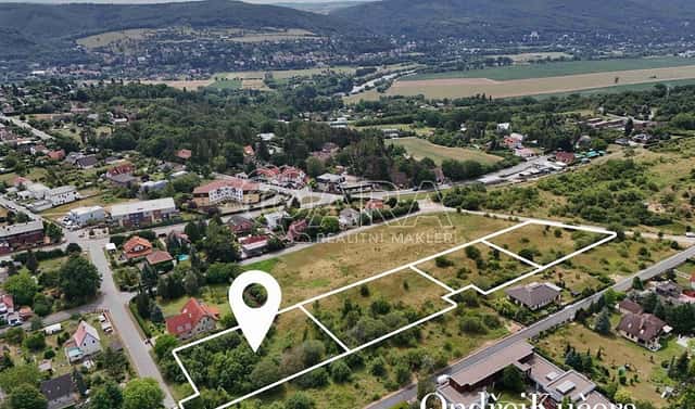 Prodej stavebního pozemku 1 593 m², Smetanova, Černošice, okres Praha-západ