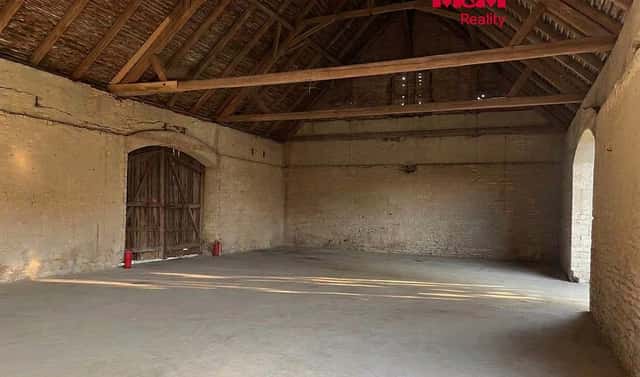 Pronájem skladovacích prostor 303 m², Morašice, okres Svitavy