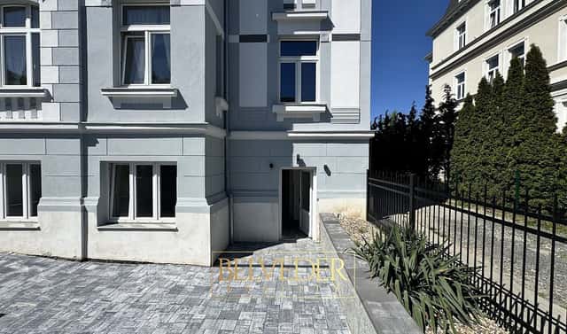 Pronájem bytu 2+kk 74 m², Masarykova třída, Teplice