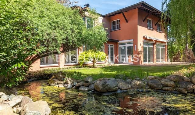 Prodej domu 463 m² s pozemkem 1 277 m², U Bažantnice, Přezletice, okres Praha-východ