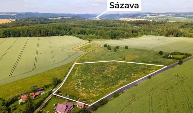 Prodej stavebního pozemku 10 375 m², Úžice, okres Kutná Hora