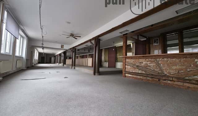 Pronájem restaurace 415 m², Ševcovská, Zlín