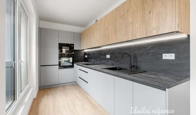 Pronájem bytu 2+kk 60 m², Domalípova, Praha 9 – Hloubětín