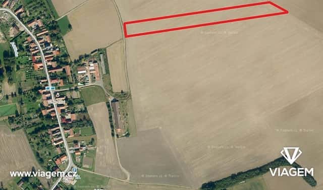 Prodej pole 1 673 m², Dolní Bezděkov, okres Chrudim
