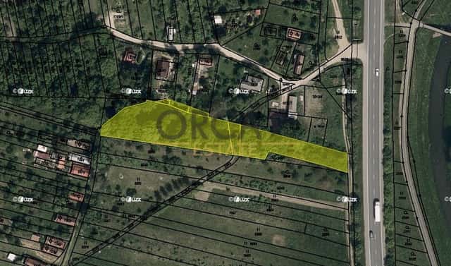 Prodej pole 2 523 m², Uherský Brod, okres Uherské Hradiště