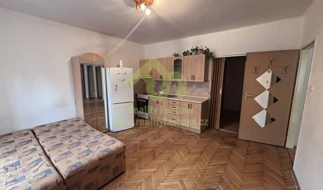 Pronájem bytu 2+kk 36 m², Francouzská třída, Plzeň, okres Plzeň-město