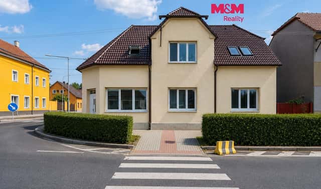 Prodej nájemního domu, činžáku 176 m², Mírová, Milovice, okres Nymburk