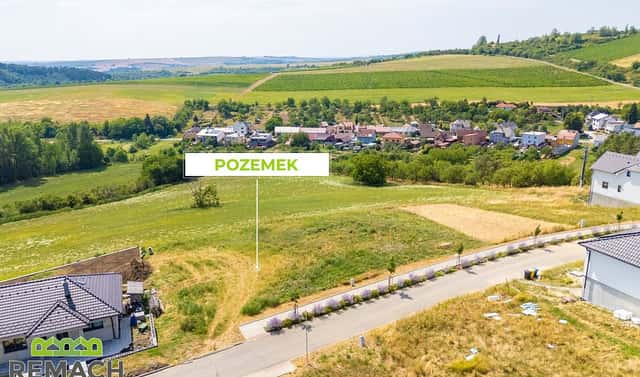 Prodej stavebního pozemku 902 m², Ořechov, okres Uherské Hradiště