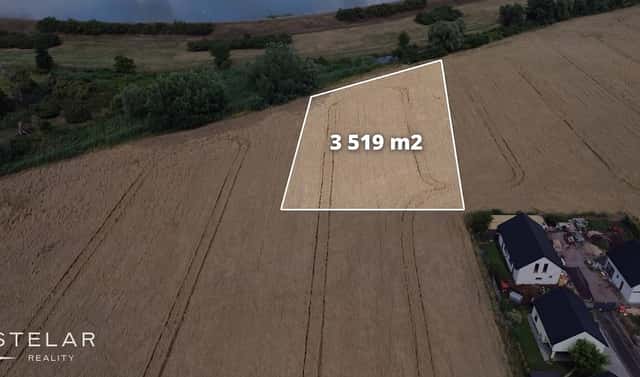 Prodej pole 3 519 m², Milovice, okres Břeclav