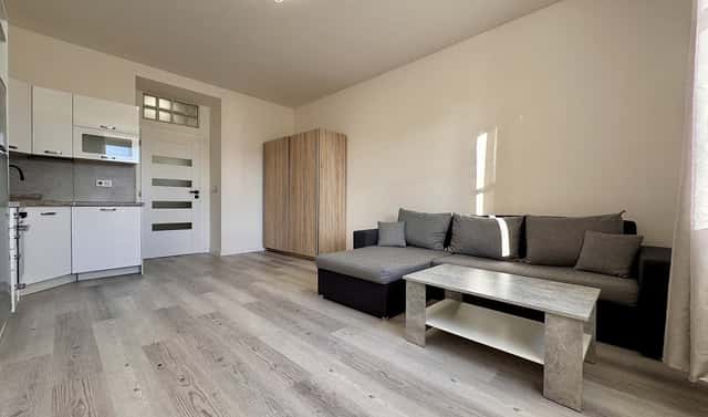 Prodej bytu 1+kk 29 m², Na rozcestí, Praha 9 – Libeň