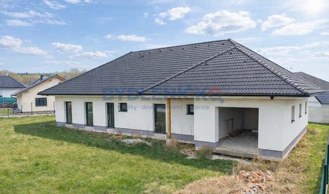 Prodej domu 193 m² s pozemkem 996 m², Kamenná, okres České Budějovice
