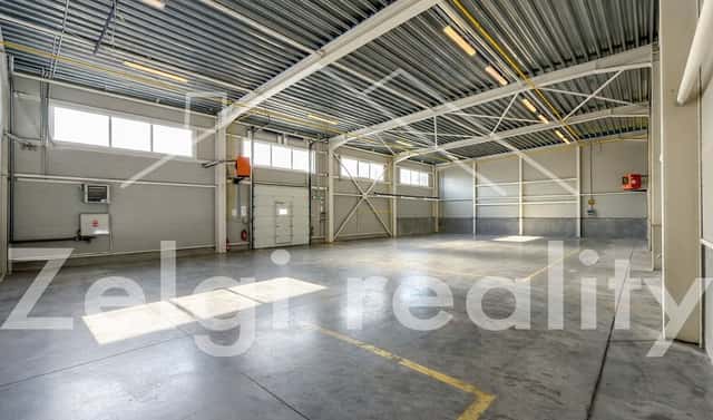 Pronájem skladovacích prostor 1 400 m², Brno, okres Brno-město