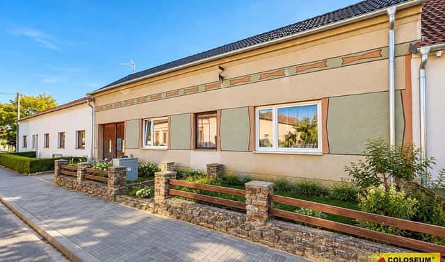 Prodej domu 162 m² s pozemkem 689 m², Práče, okres Znojmo