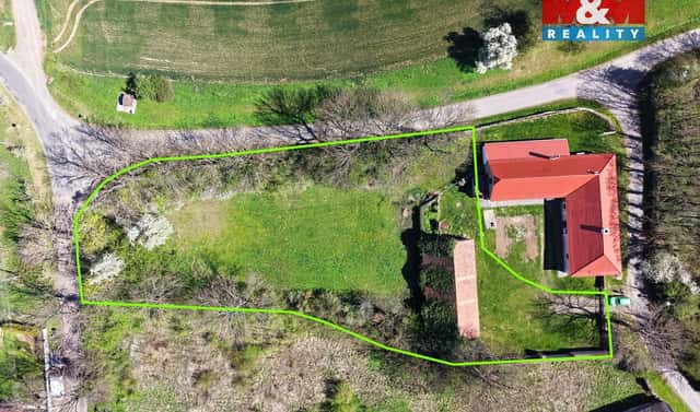Prodej stavebního pozemku 3 331 m², Hostovlice, okres Kutná Hora