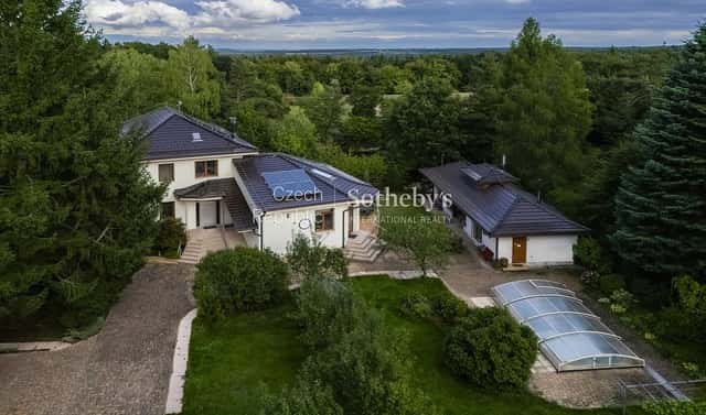 Prodej ubytovacího objektu 320 m², Doubecká, Mukařov – Žernovka, okres Praha-východ