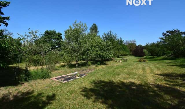 Prodej pole 7 326 m², Šlapanice, okres Kladno