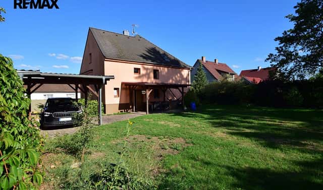 Prodej domu 222 m² s pozemkem 1 115 m², Oslov, okres Písek