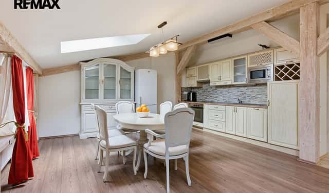 Prodej bytu 5+kk 205 m², Moskevská, Karlovy Vary