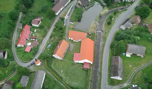 Prodej domu 450 m² s pozemkem 2 500 m², Čmelíny – Víska, okres Plzeň-jih