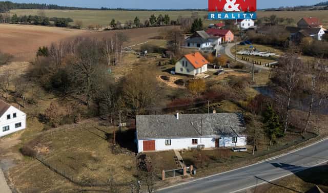 Prodej domu 130 m² s pozemkem 1 000 m², Zahrádka, okres Plzeň-sever