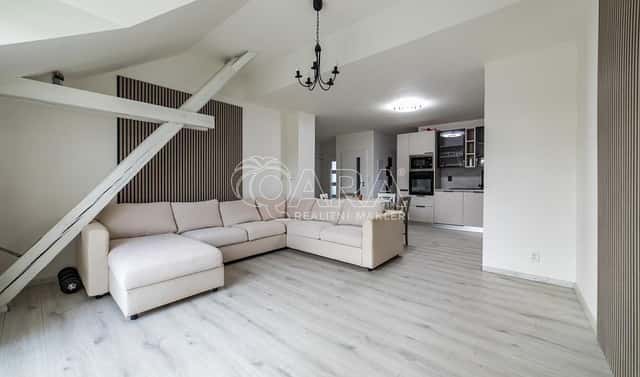 Prodej bytu 5+kk 117 m², Za Dvorem, Holubice, okres Praha-západ