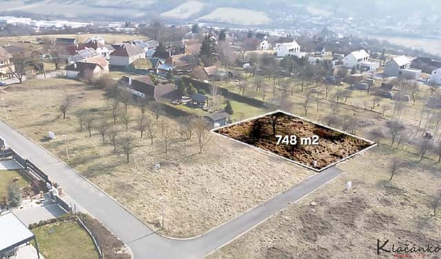 Prodej stavebního pozemku 748 m², Horní dědina, Zlín – Příluky