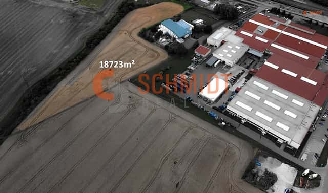 Prodej pozemku 18 723 m², Nádražní, Mikulov, okres Břeclav