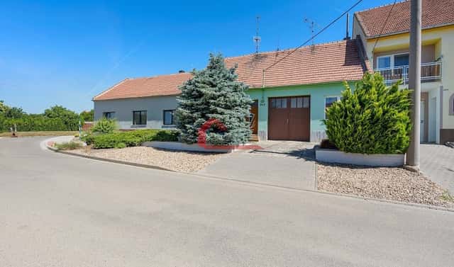 Prodej domu 288 m² s pozemkem 938 m², Podzahrady, Šakvice, okres Břeclav