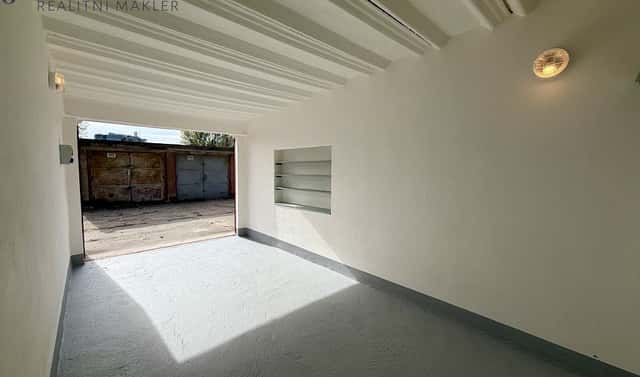 Zděná garáž po kompletní renovaci Brno-Lesná, ul. Třískalova, Třískalova, Brno – Lesná, okres Brno-město