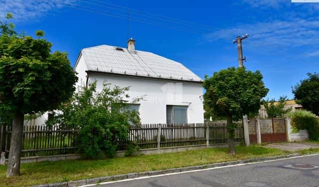 Prodej domu 1 910 m² s pozemkem 1 910 m², Fügnerova, Pardubice – Rosice