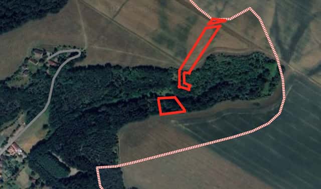 Prodej pole 9 471 m², Lhotka, okres Mělník